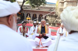 प्रधानमंत्री ने महाराष्ट्र के नासिक स्थित श्री कालाराम मंदिर में दर्शन और पूजा की
